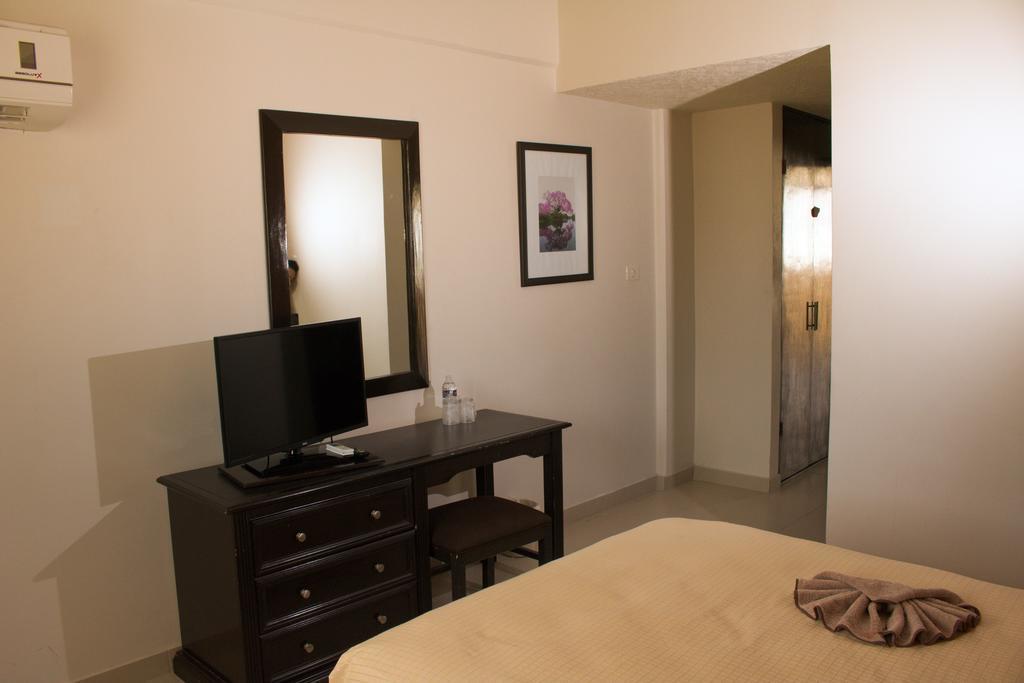 Hotel Miraflores วิลลาเฮอโมซา ภายนอก รูปภาพ