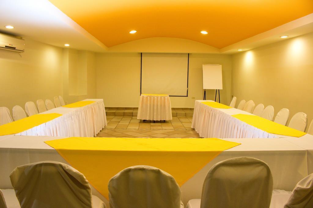 Hotel Miraflores วิลลาเฮอโมซา ภายนอก รูปภาพ