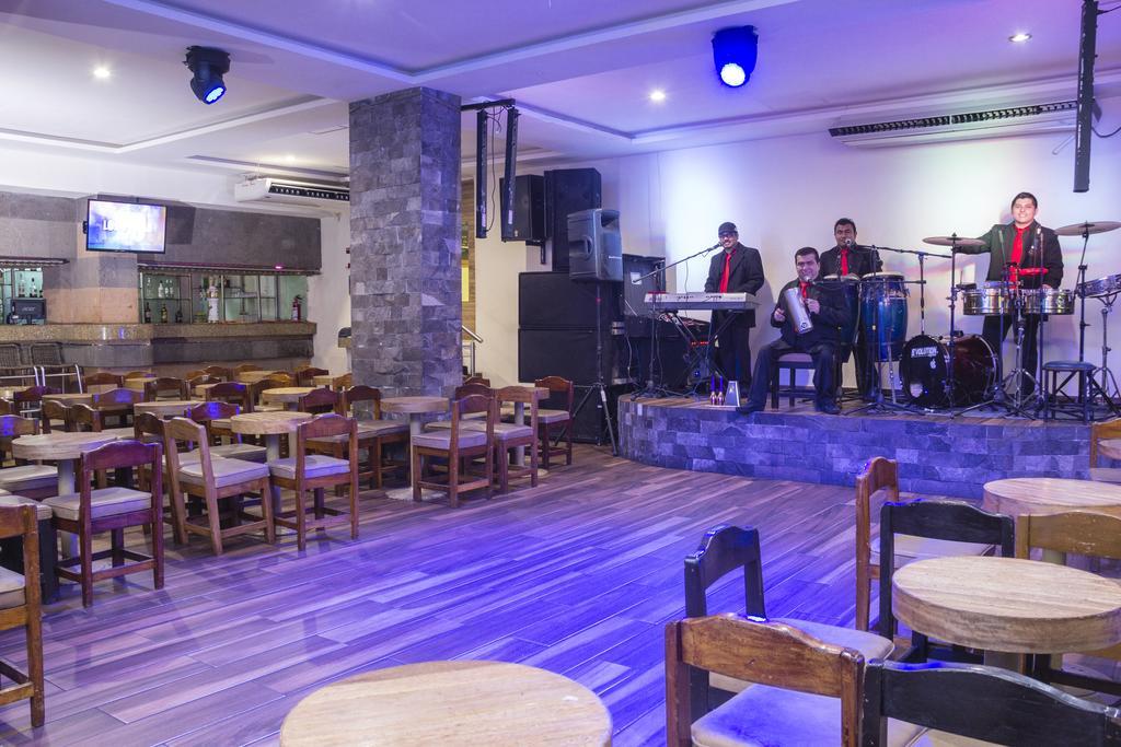 Hotel Miraflores วิลลาเฮอโมซา ภายนอก รูปภาพ